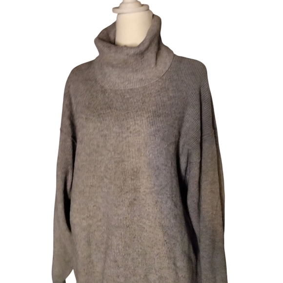 Free People Revolve Softly Structured Turtleneck Tunic Dark Gray Size Medium - Picture 4 of 7